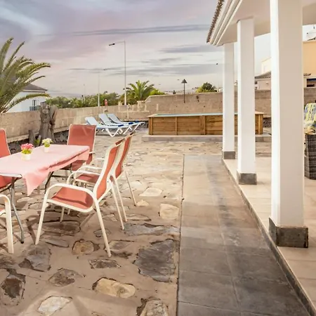 Madronal Tenerife South Tatil Evi