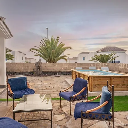 Madronal Tenerife South * Costa Adeje (Tenerife)